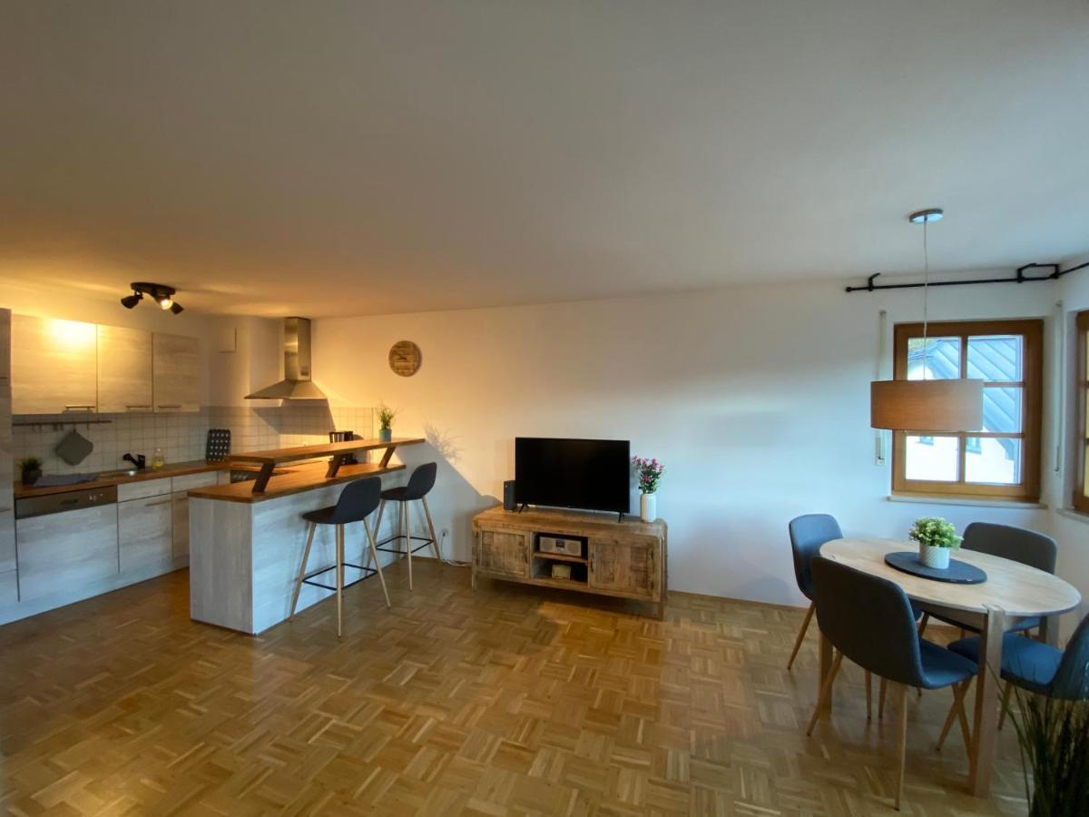 Ferienwohnung Fuesin เบิร์ชเทสกาเดน ภายนอก รูปภาพ